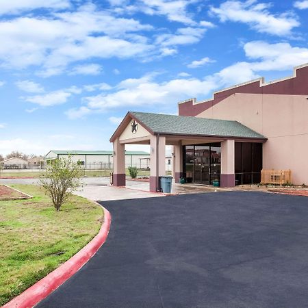 Hotel Super 8 By Wyndham Giddings Extérieur photo