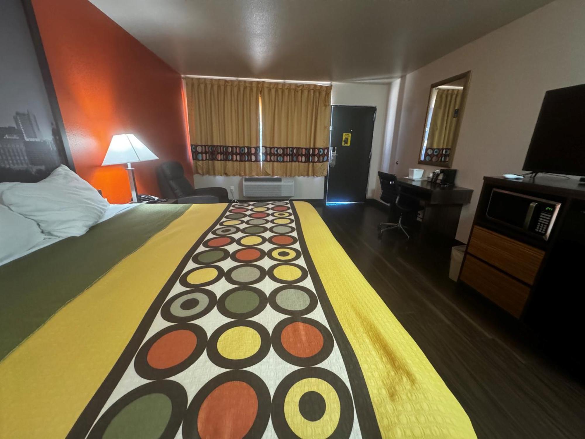 Hotel Super 8 By Wyndham Giddings Extérieur photo
