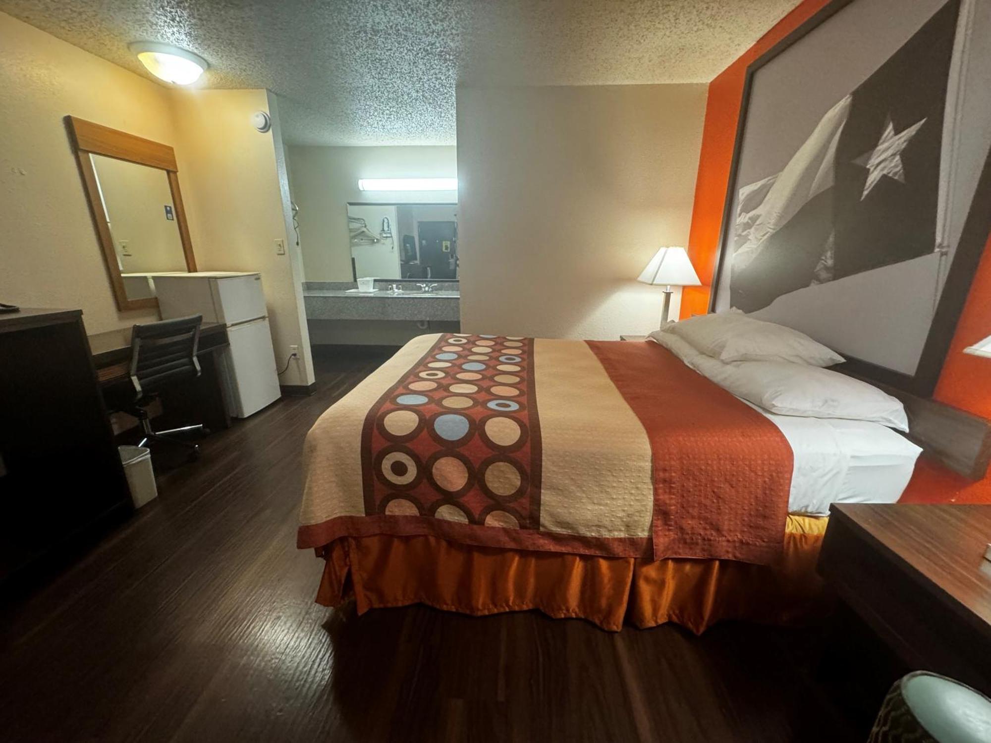 Hotel Super 8 By Wyndham Giddings Extérieur photo