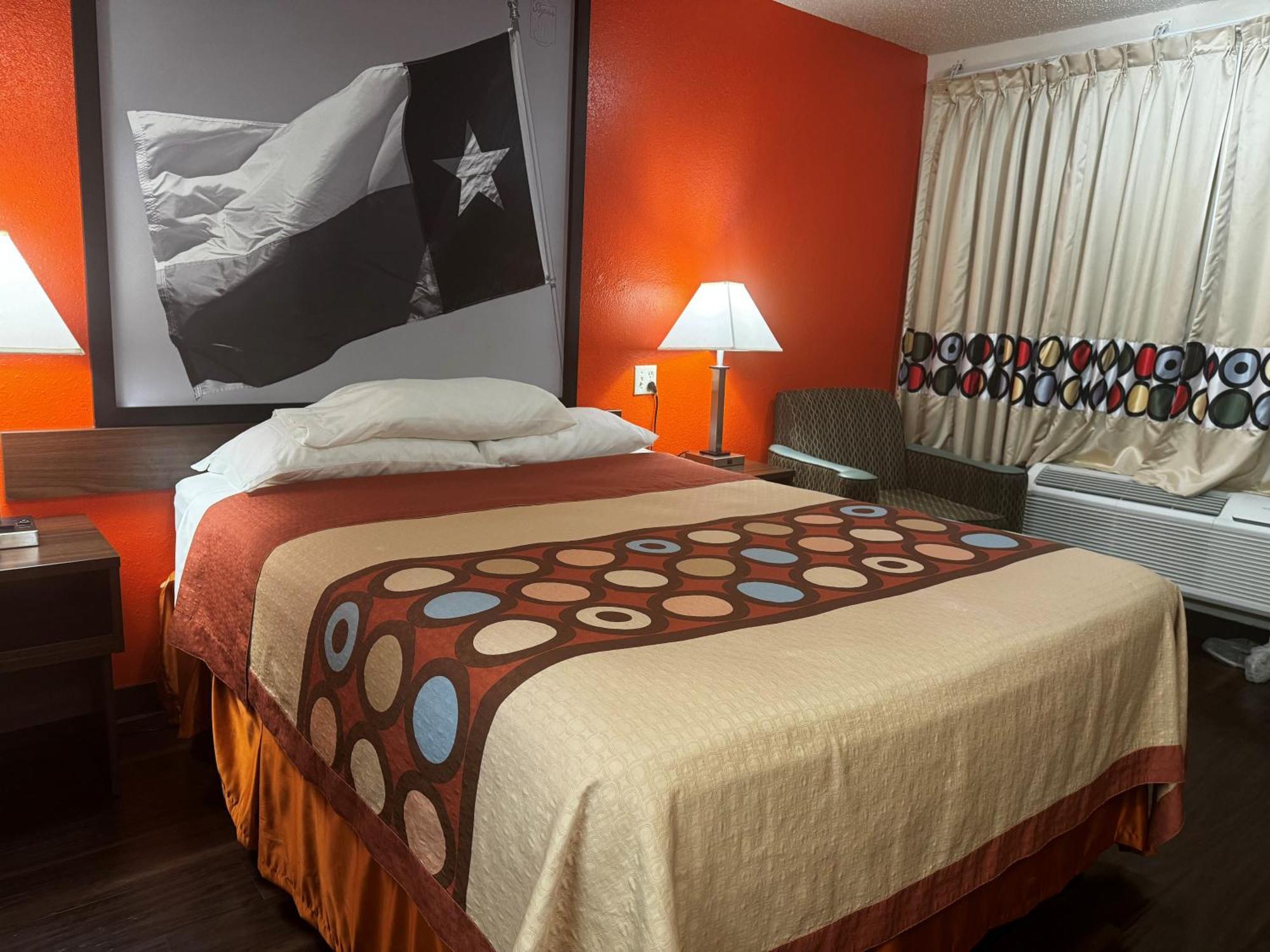 Hotel Super 8 By Wyndham Giddings Extérieur photo